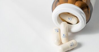 Nedostatek vitaminu K2 může mít vliv na závažnost průběhu COVID-19